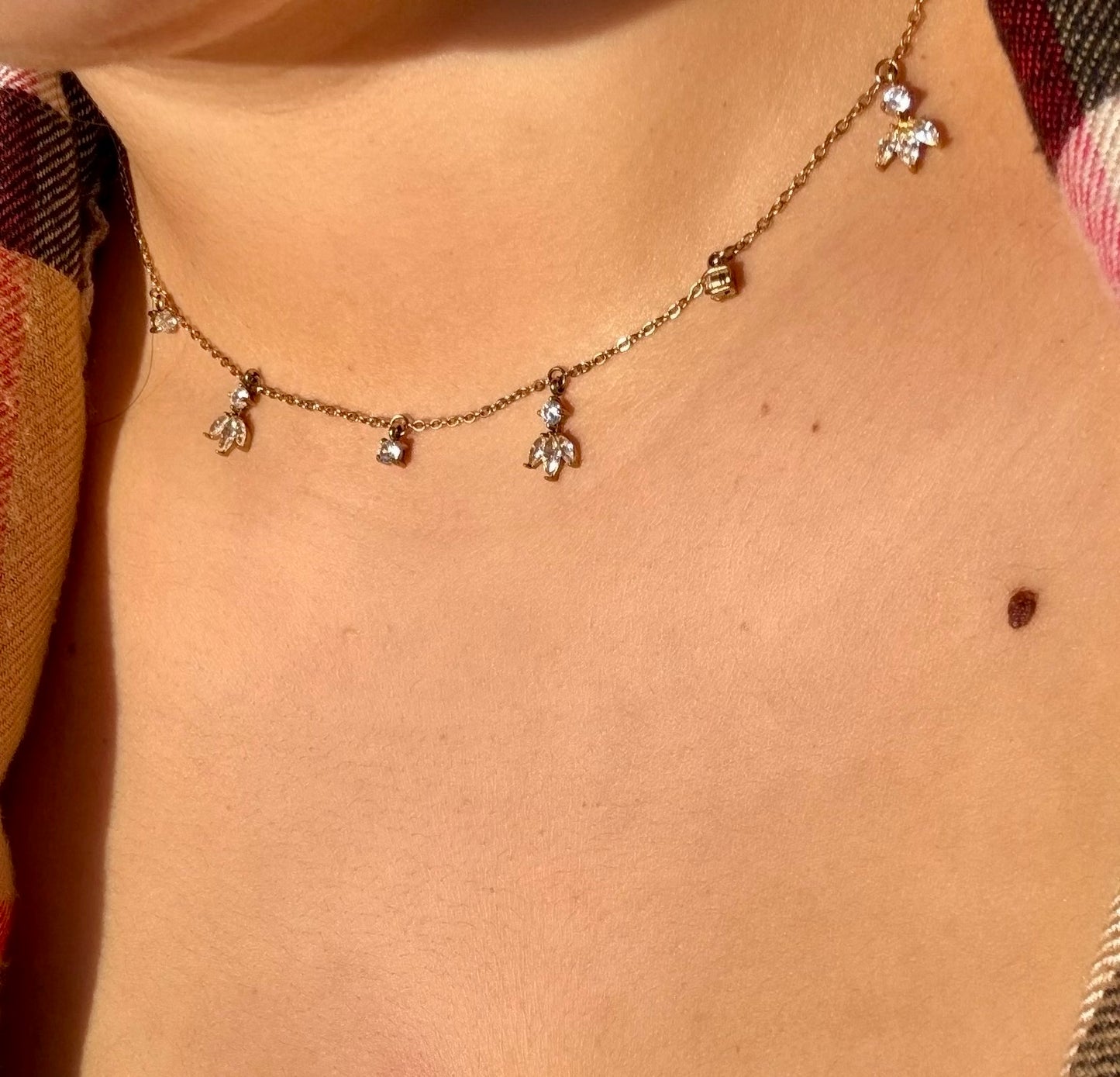 collier ras de cou acier