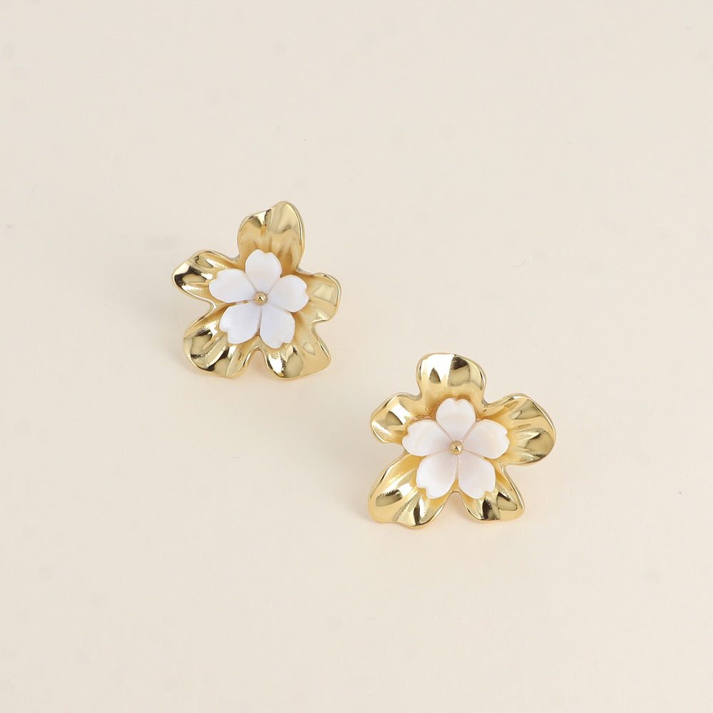 MOANA - Boucles d’oreilles fleur nacré et en Acier Inoxydable