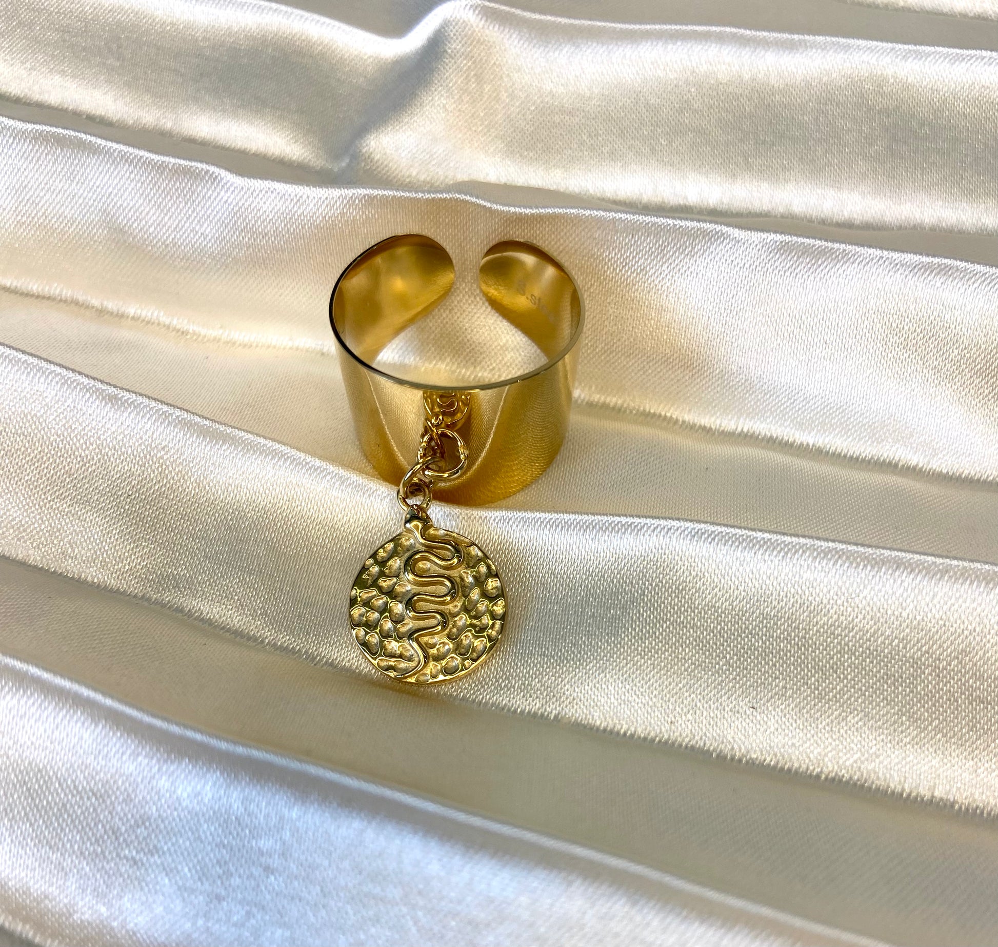 bague breloque en acier